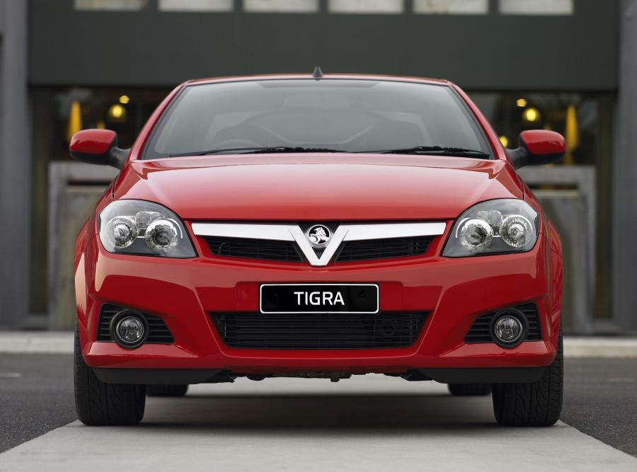  Holden Tigra 2005 года  (фото 44 из 62)